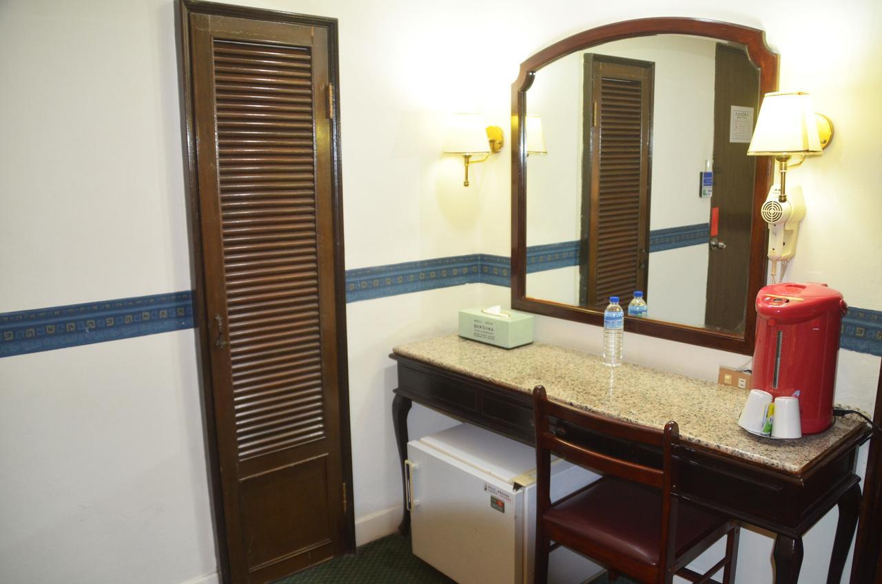 Guang Haw Hotel Tainan Luaran gambar