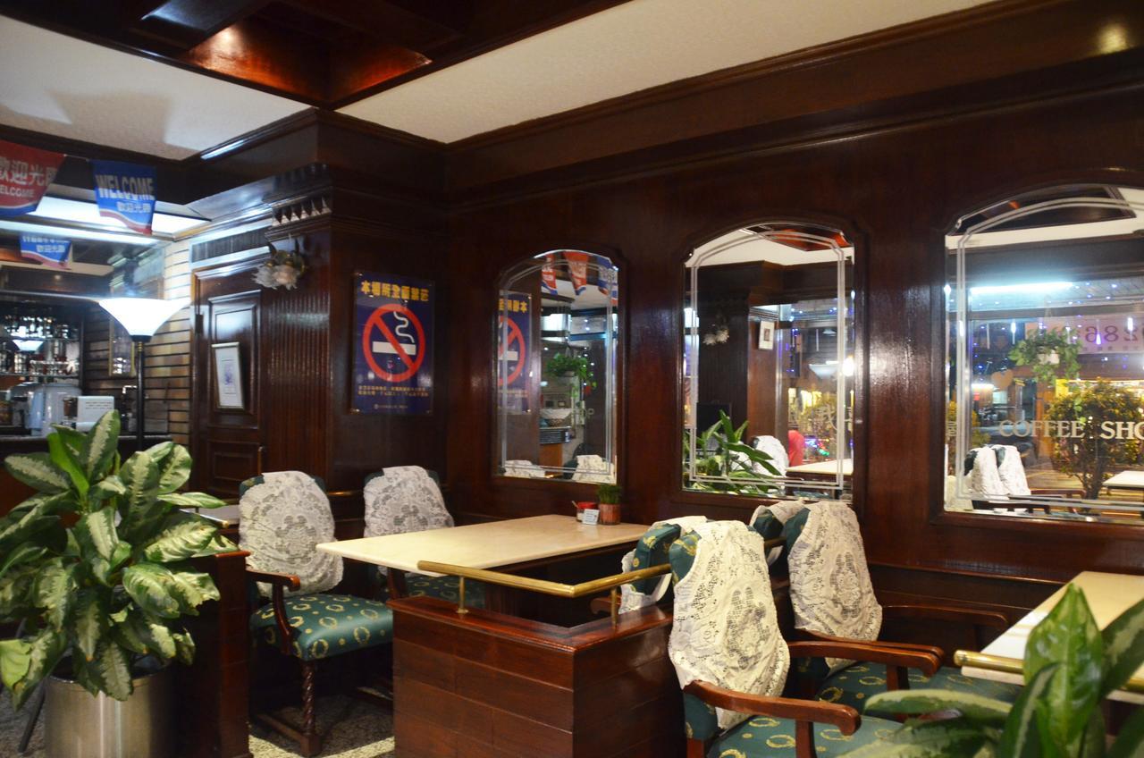 Guang Haw Hotel Tainan Luaran gambar