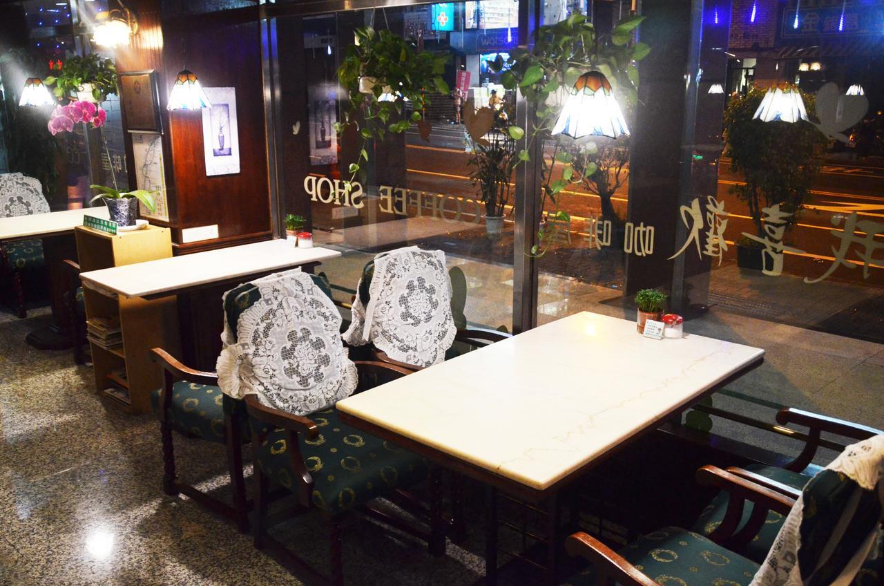 Guang Haw Hotel Tainan Luaran gambar